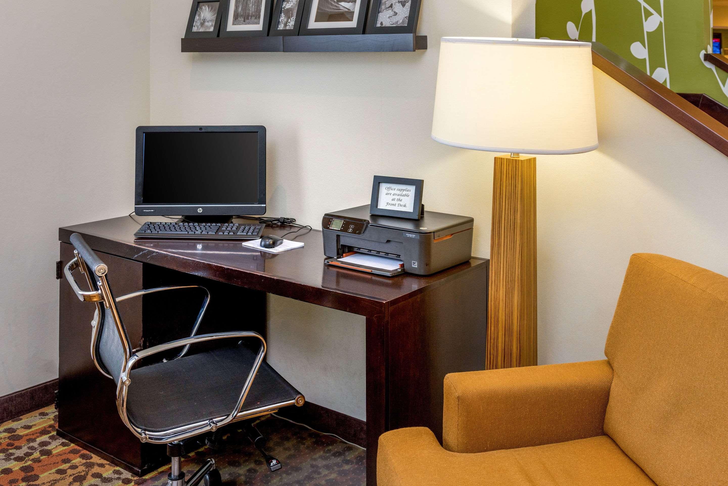 Sleep Inn & Suites Cross Lanes - South Charleston Екстериор снимка