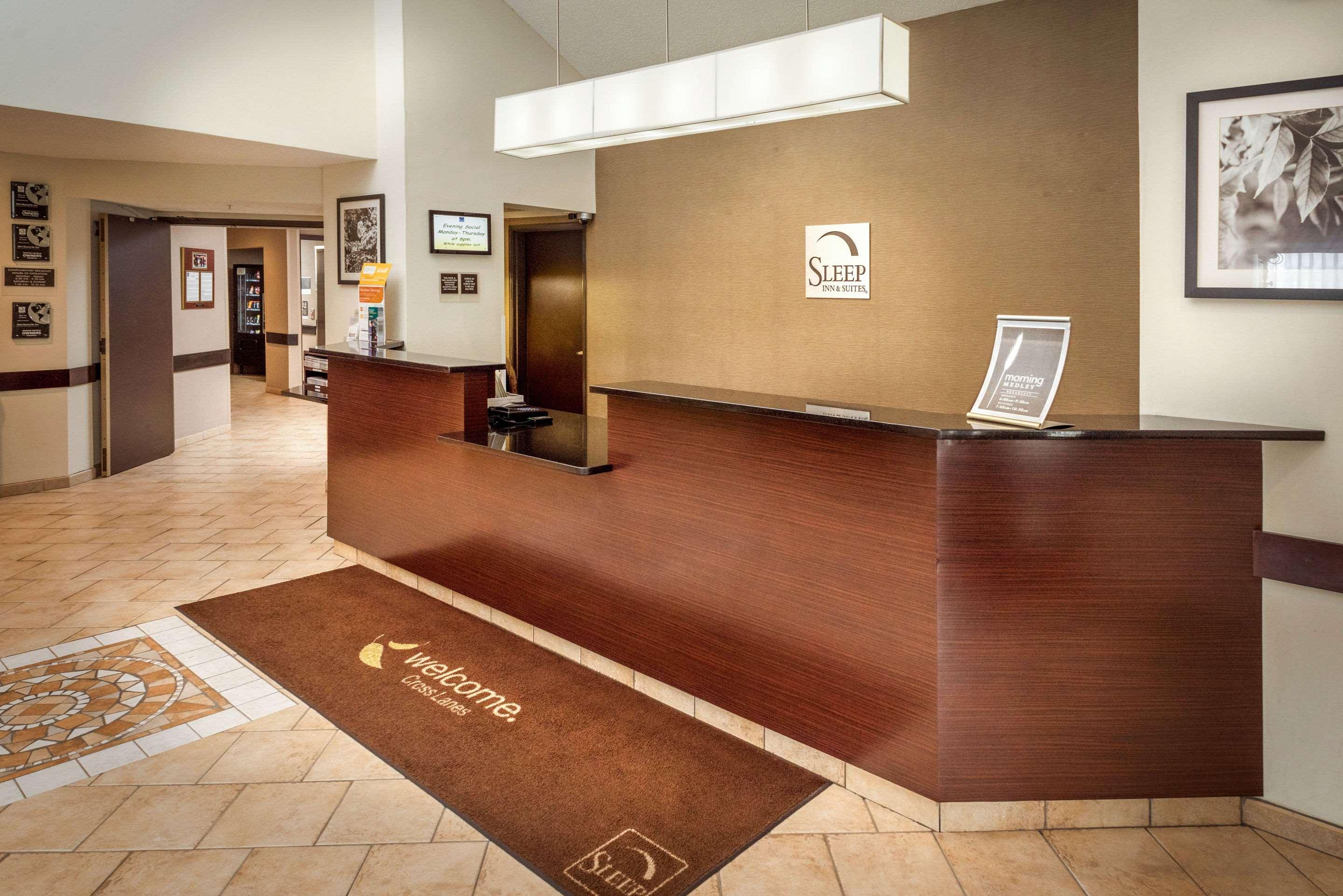 Sleep Inn & Suites Cross Lanes - South Charleston Екстериор снимка
